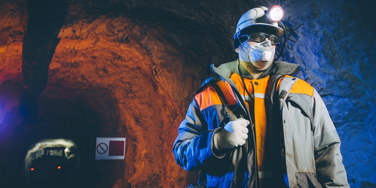 Image 9: Worker working in an area where tunnelling is being done.
